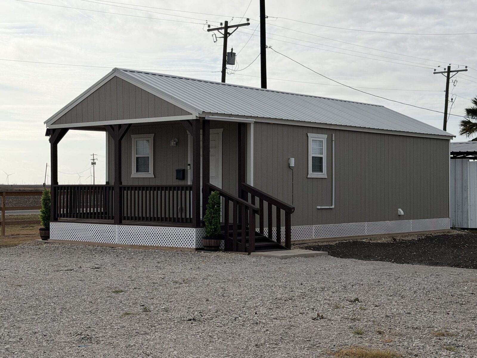 Actual Starlite furnished cabin in South Texas