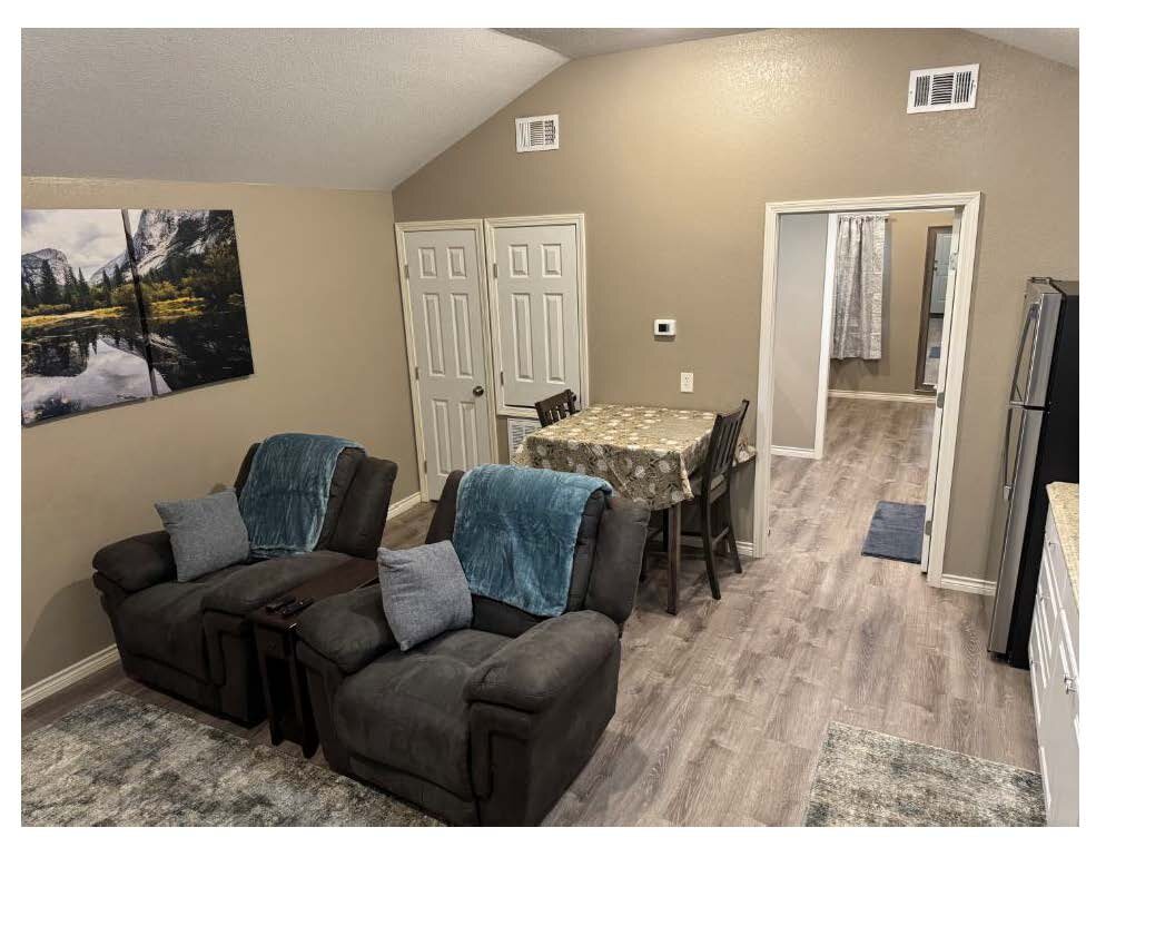 Wren C living and dining area