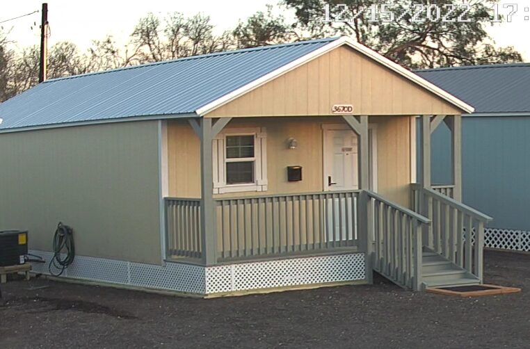 Emerald Coast furnished one-bedroom cabin